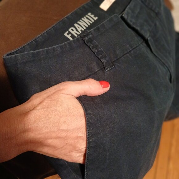 J. Crew Stretch 'Frankie' Navy Blue Bermuda Shorts Sz 6 - Picture 2 of 9